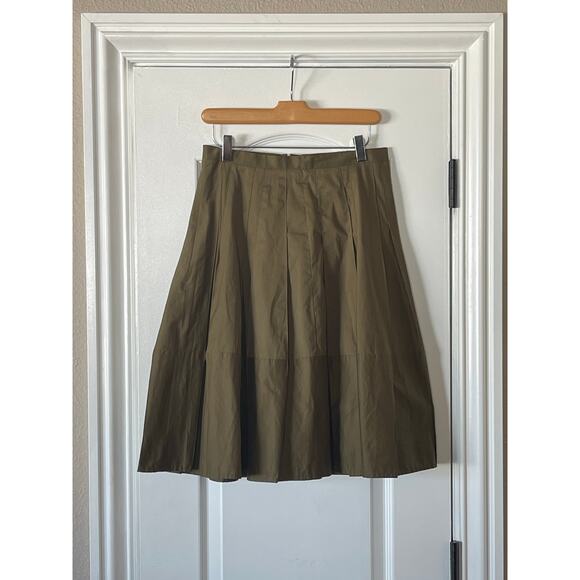 Ann Taylor Dark Green Poplin Pleated Skirt Size 2 - Picture 2 of 6